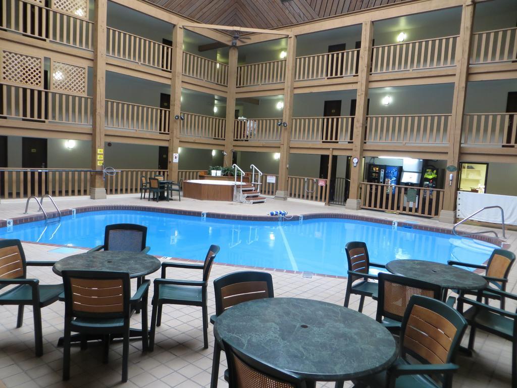 Hotel Super 8 By Wyndham Spearfish Esterno foto